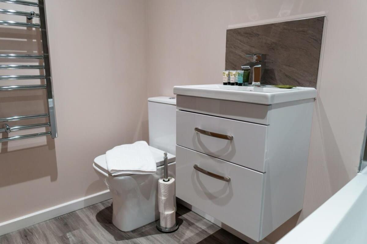 Contemporary 2 Bed Manchester Apartment - Sleeps 4 Ngoại thất bức ảnh